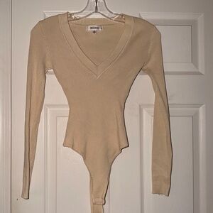 Missguided + Cream Ribbed V-Neck Bodysuit